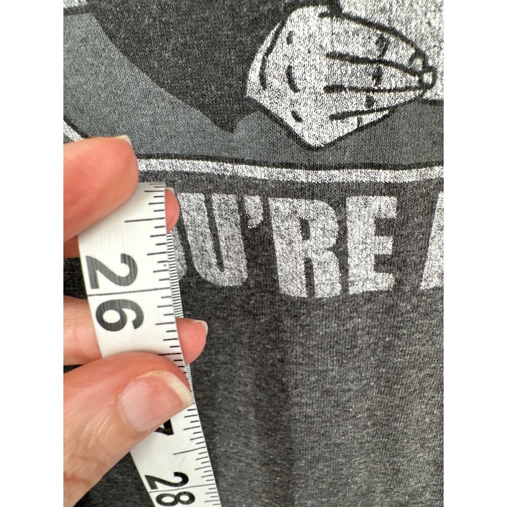 Funny Shirt Mens Small Gray Humor Comedy Idiot Newscaster Graphic Tee - Picture 5 of 6